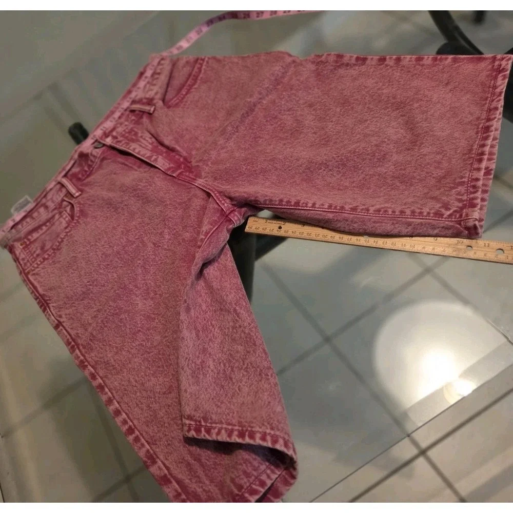 Vintage LEVI Levis Shorts 569 Sz 34 Pink Red White Wash Loose Straight Denim